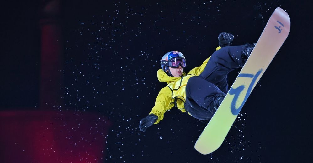 [NBA]球迷骂东契奇是垃圾，后者命中高难度三分后回喷：你xx说啥呢